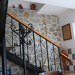 Duquesa De La Conquista De Avila 펜션 *