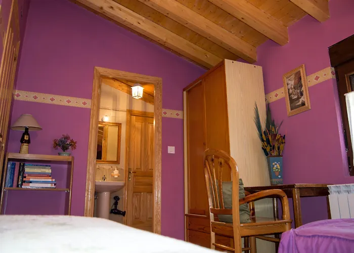 Duquesa De La Conquista De Avila 베가 드 산타 마리아