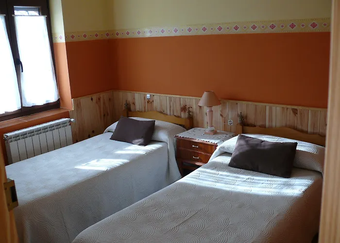 Duquesa De La Conquista De Avila 펜션