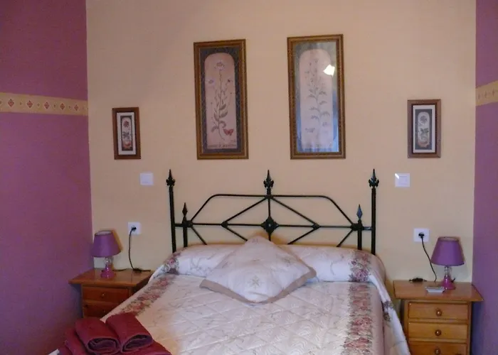 Duquesa De La Conquista De Avila 펜션 *