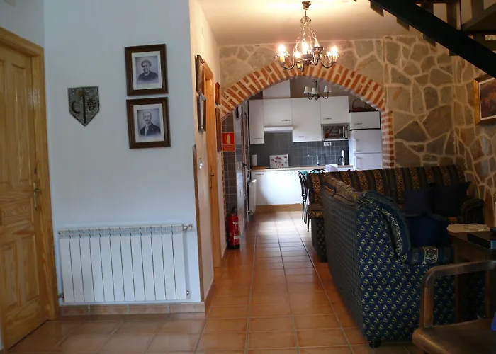 Duquesa De La Conquista De Avila 펜션 베가 드 산타 마리아