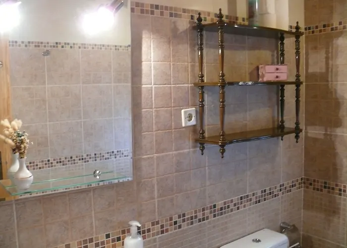 Duquesa De La Conquista De Avila 펜션 *