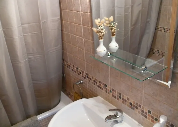 Duquesa De La Conquista De Avila * 베가 드 산타 마리아